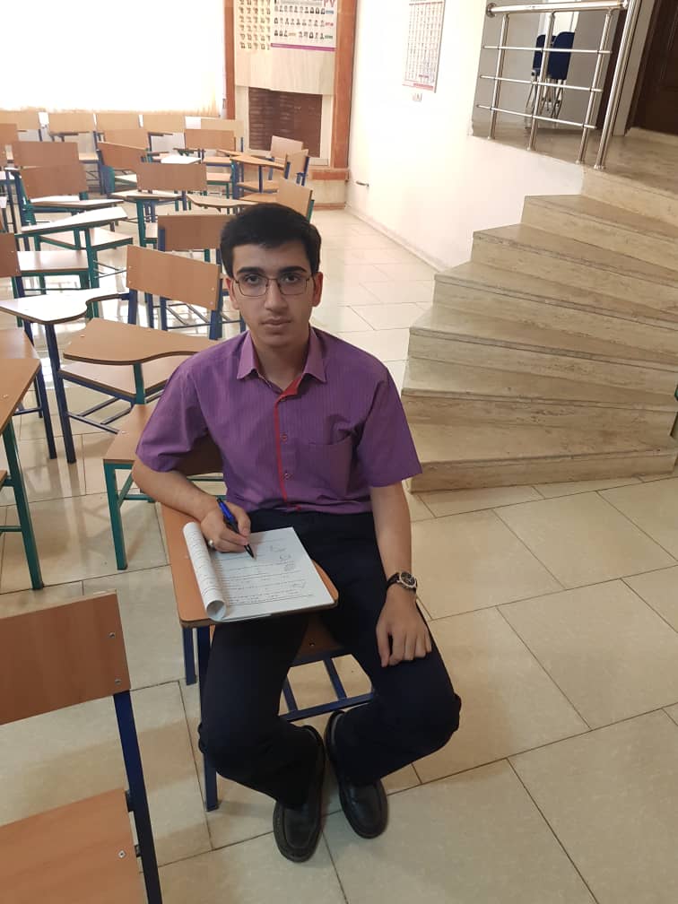 سجاد پاک‌سیما، دوازدهم ریاضی از یزد