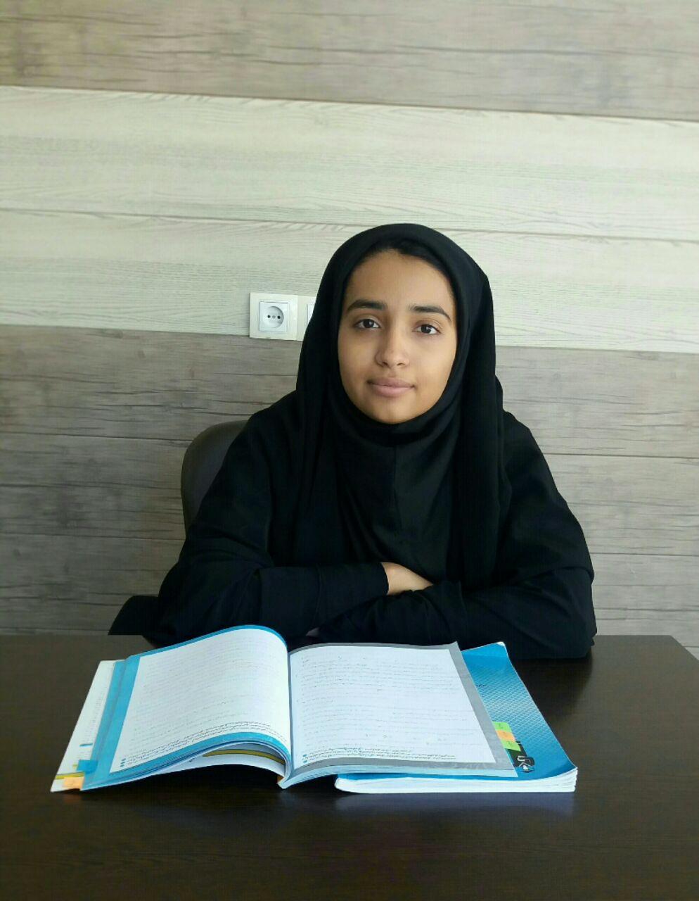 فائزه محمودی از بم (تیزهوشانی) فائزه محمودی از بم (تیزهوشانی)