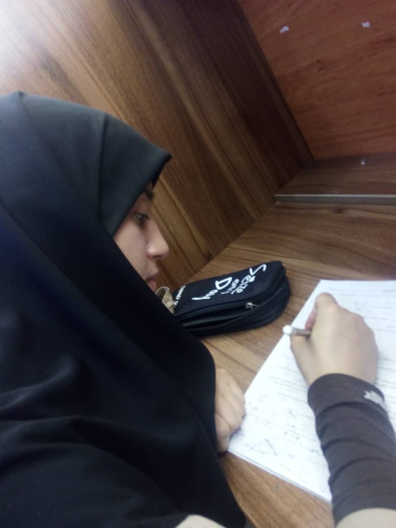 فاطمه قنبريان، دوازدهم تجربی از بوشهر