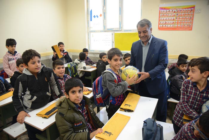 افتتاح دبیرستان 12 کلاسه اهدایی بنیاد قلم چی در شهرستان گتوند - تصویر 14