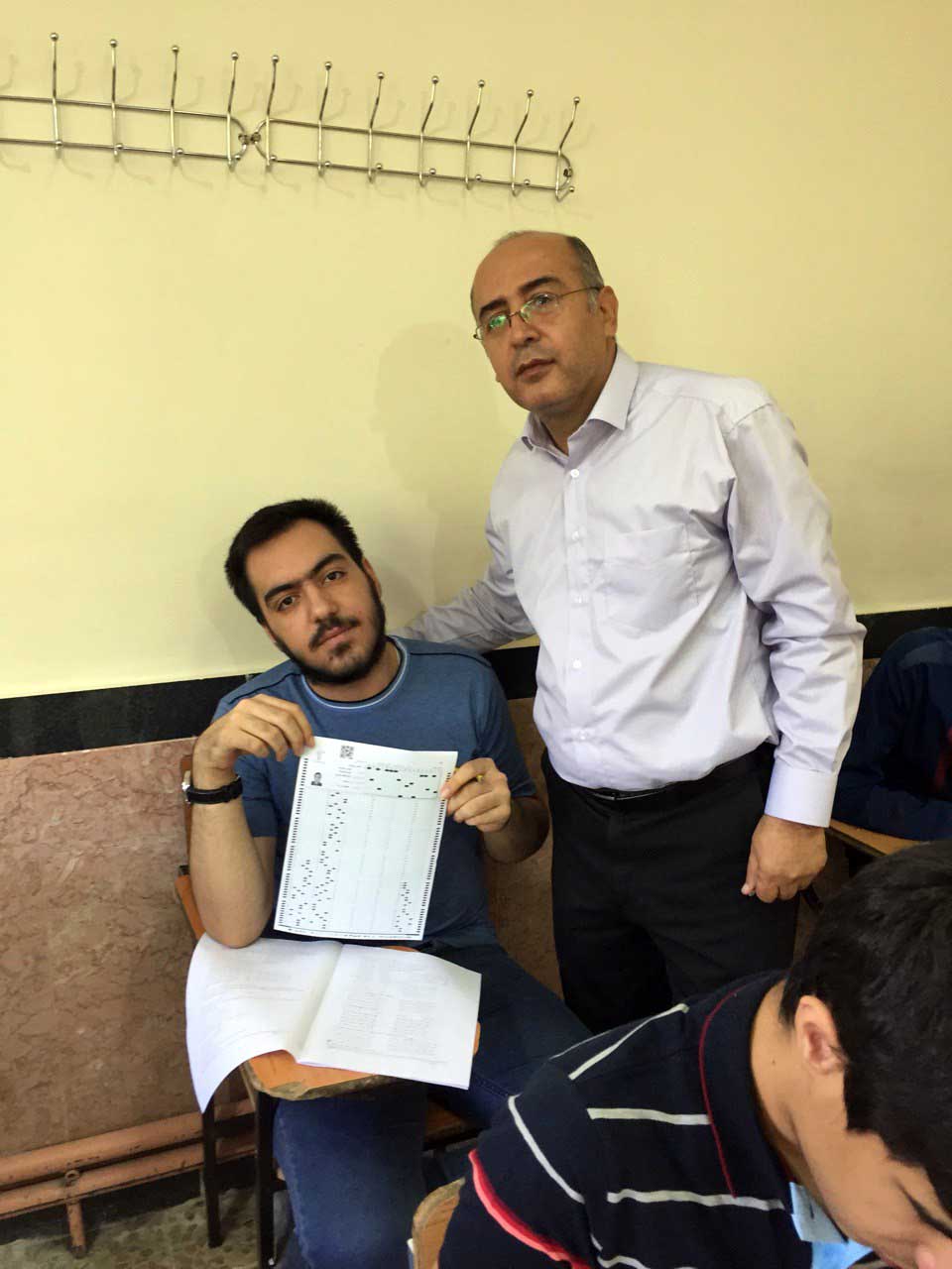 علی حیدری، دوازدهم تجربی از سنندج