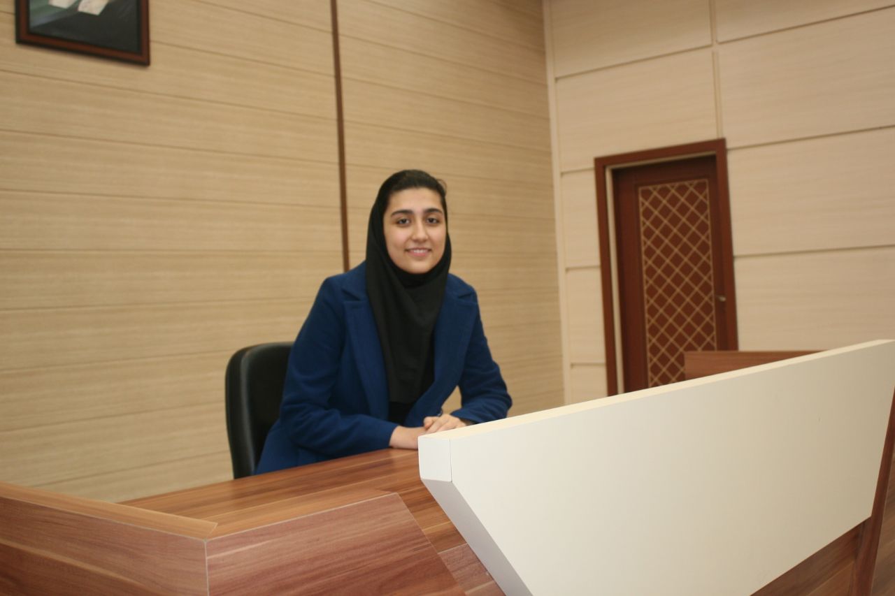 گفتوگو با پریسا کفایتی، برتر دوازدهم تجربی از لاهیجان گفتوگو با پریسا کفایتی، برتر دوازدهم تجربی از لاهیجان