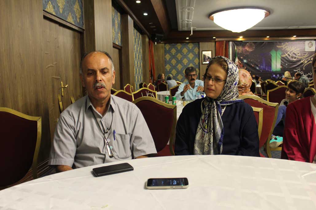 پدر و مادر شکیبا دانشور، رتبهی ۱۰ تجربی پدر و مادر شکیبا دانشور، رتبهی ۱۰ تجربی