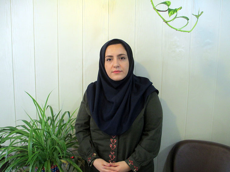 رویا معمار، معلم ریاضی مدرسهی سرای دانش رویا معمار، معلم ریاضی مدرسهی سرای دانش