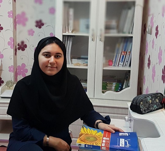 گفت‌وگو با بهار پیروز دهم تجربی از لاهیجان - تصویر 1