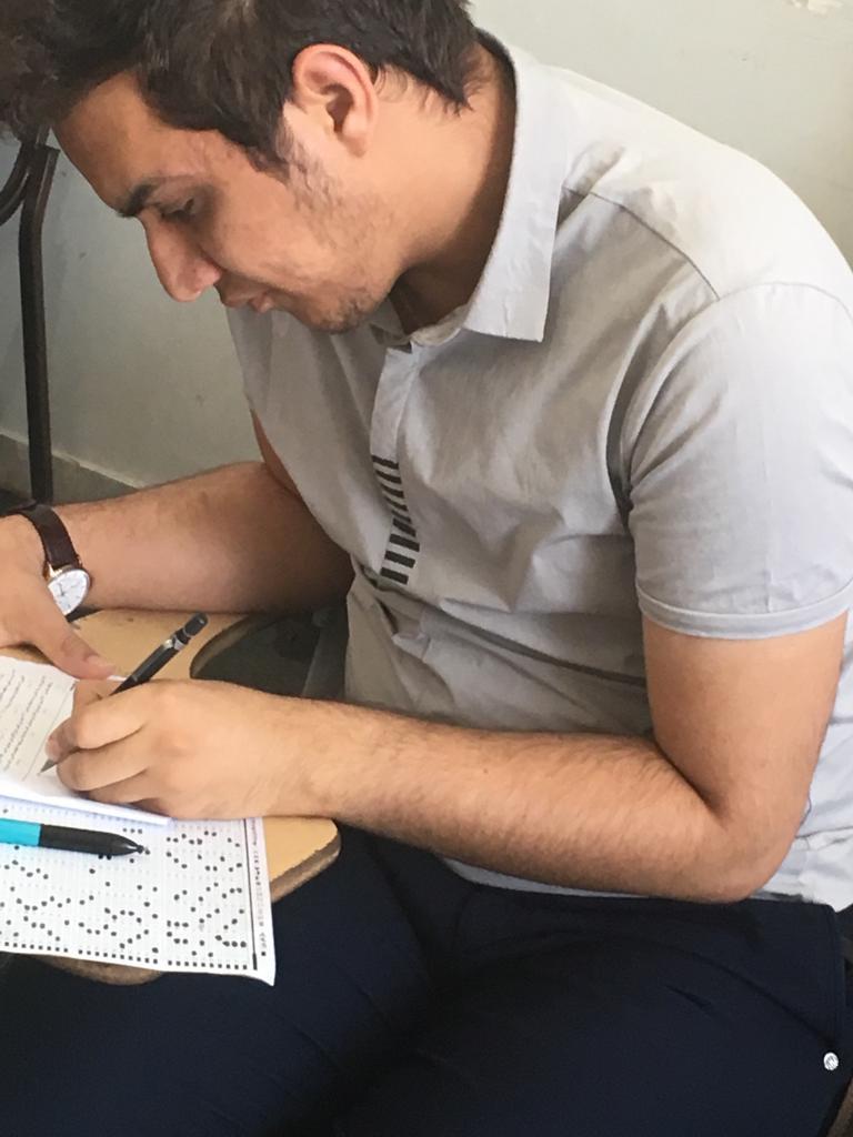 محمدحسین اسلامی، دوازدهم تجربی از زرند