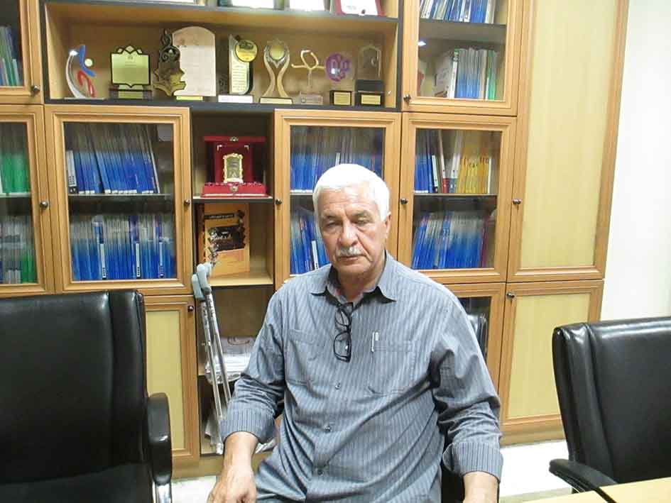دکتر سعادتی از تاریخچهی تورق سریع میگوید دکتر سعادتی از تاریخچهی تورق سریع میگوید