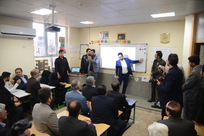 افتتاح دبیرستان 12 کلاسه اهدایی بنیاد قلم چی در شهرستان گتوند - تصویر 13