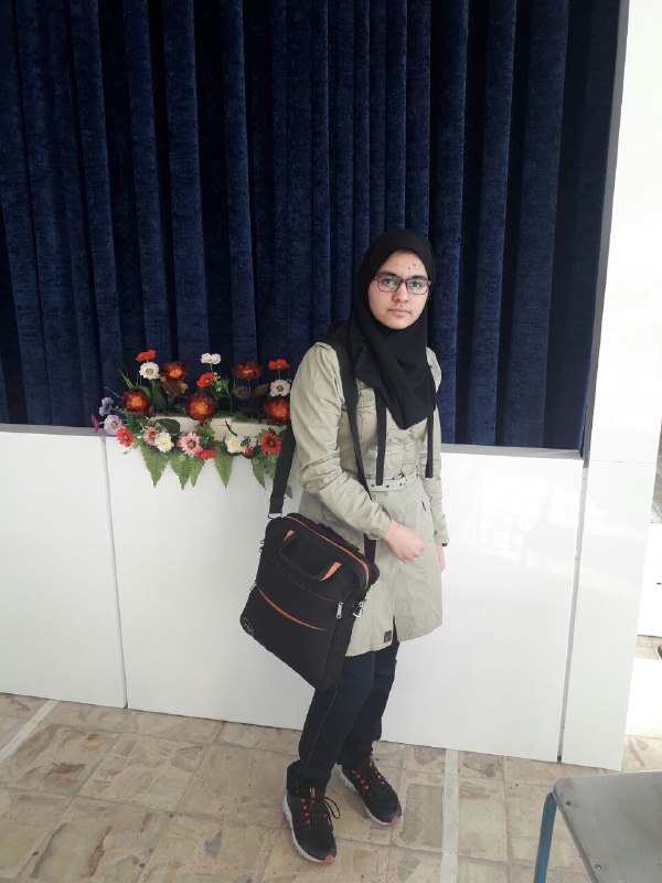  ملیکا شیرعلی، دانش‌آموز تجربی از شهرضا با تراز 7565